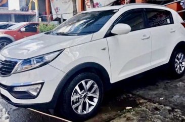 Sell White 2016 Kia Sportage in Pasig