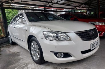 Selling White Toyota Camry 2009 in Quezon City