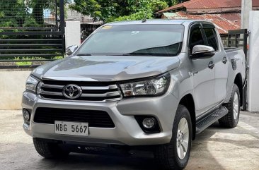 White Toyota Hilux 2019 for sale in Manila