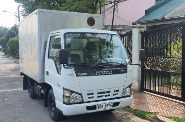 Sell White 2015 Isuzu Nhr in Quezon City