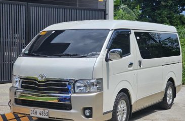 2018 Toyota Hiace Super Grandia in Caloocan, Metro Manila