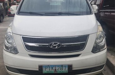 White Hyundai Starex 2011 for sale in Manila