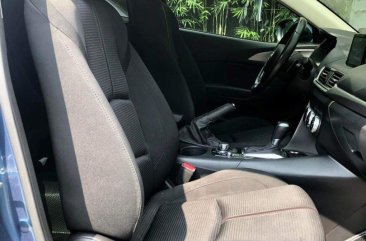 White Mazda 3 2018 for sale in Automatic