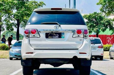 Selling White Toyota Fortuner 2014 in Makati