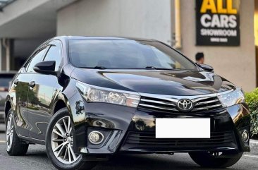 Sell White 2015 Toyota Corolla in Makati