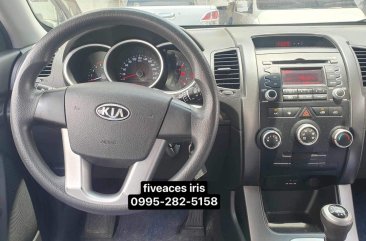 White Kia Sorento 2012 for sale in Mandaue