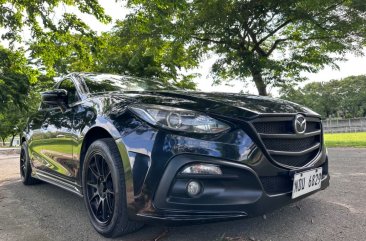 Sell White 2016 Mazda 3 in Muntinlupa