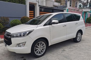 Selling White Toyota Innova 2016 in Manila