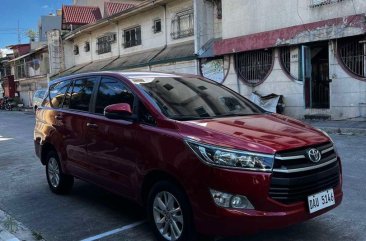 Selling White Toyota Innova 2021 in Quezon City