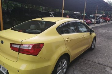 Sell White 2015 Kia Rio in Pasig