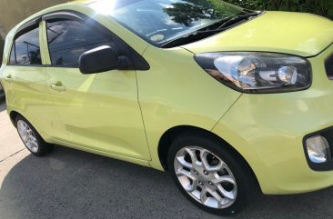 Sell White 2015 Kia Picanto in Taytay