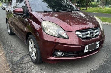 Sell White 2015 Honda Brio amaze in Las Piñas