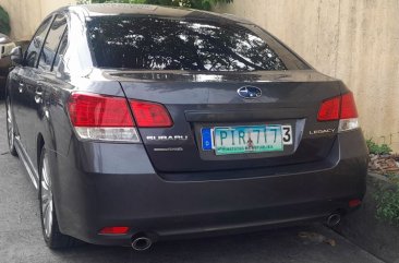 Selling White Subaru Legacy 2011 in Valenzuela