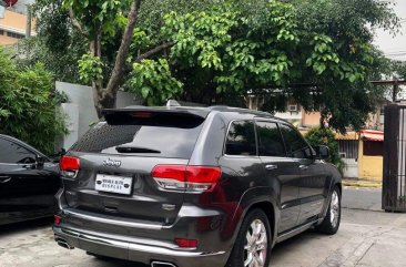 Sell White 2015 Jeep Grand Cherokee in Pasig