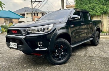 White Toyota Hilux 2017 for sale in Antipolo