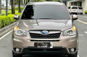 Green Subaru Forester 2014 for sale in Automatic