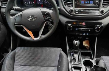 White Hyundai Tucson 2019 for sale in Automatic