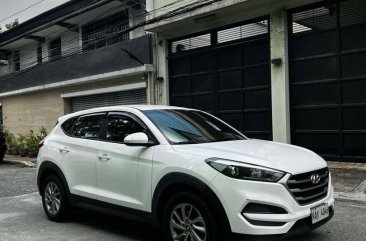 White Hyundai Tucson 2019 for sale in Automatic