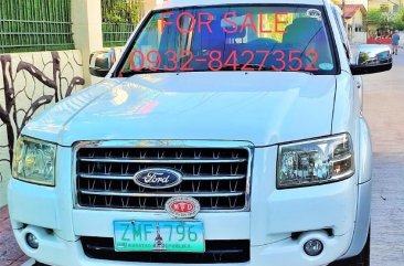 Sell White 2008 Ford Everest in Caloocan