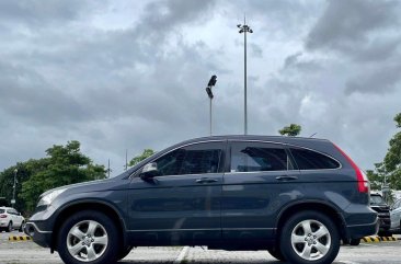 Sell White 2007 Honda Cr-V in Makati