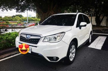 White Subaru Forester 2014 for sale in Automatic