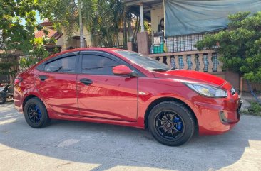 Selling White Hyundai Accent 2019 in Paniqui