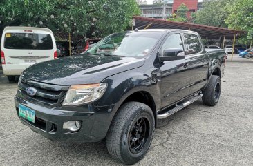 White Ford Ranger 2013 for sale in Manual