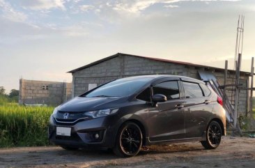 Sell White 2015 Honda Jazz in Baguio