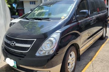 Sell White 2013 Hyundai Starex in Pasay