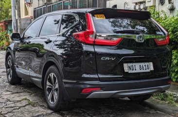 White Honda Cr-V 2018 for sale in Manila