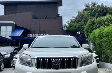 Sell White 2010 Toyota Land cruiser prado in Pasig