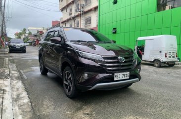 Selling White Toyota Rush 2020 in Quezon City