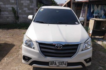 Green Toyota Innova 2014 for sale in Automatic