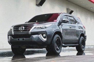 White Toyota Fortuner 2017 for sale in Manila