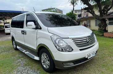 Selling White Hyundai Grand starex 2016 in Manila