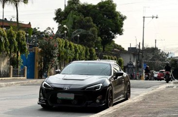 Selling White Toyota 86 2013 in Manila