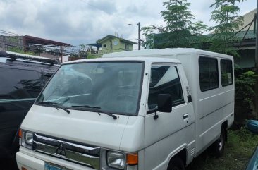 White Mitsubishi L300 2005 for sale in Manual