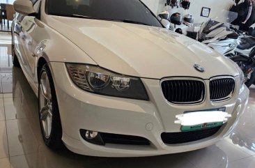 White Bmw 320D 2011 for sale in Automatic