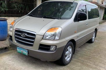 White Hyundai Starex 2006 for sale in Automatic