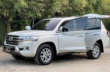 2020 Toyota Land Cruiser VX 3.3 4x4 AT in Manila, Metro Manila