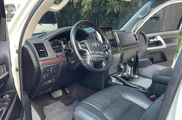 2020 Toyota Land Cruiser VX 3.3 4x4 AT in Manila, Metro Manila