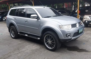 Selling White Mitsubishi Montero 2012 in Rizal