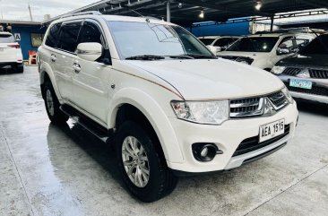 White Mitsubishi Montero sport 2014 for sale in Las Piñas