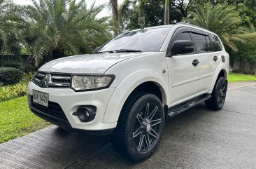 Selling White Mitsubishi Montero sport 2014 in Las Piñas