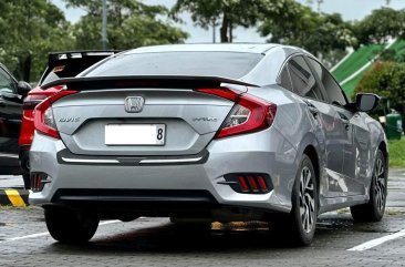 Sell White 2018 Honda Civic in Makati