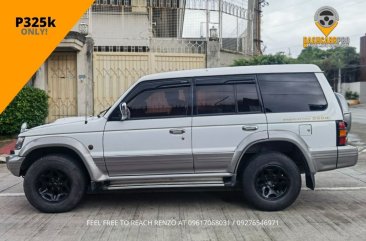 White Mitsubishi Pajero 2003 for sale in Automatic