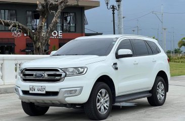 White Ford Everest 2016 for sale in Parañaque