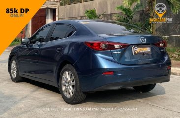 Selling White Mazda 3 2018 in Manila