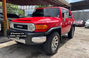 Sell White 2015 Toyota Fj Cruiser in Mandaue