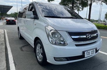 White Hyundai Grand starex 2012 for sale in Automatic